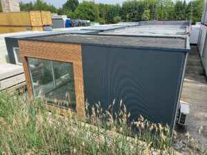 Opgefriste geïsoleerde unit 6m x 3m